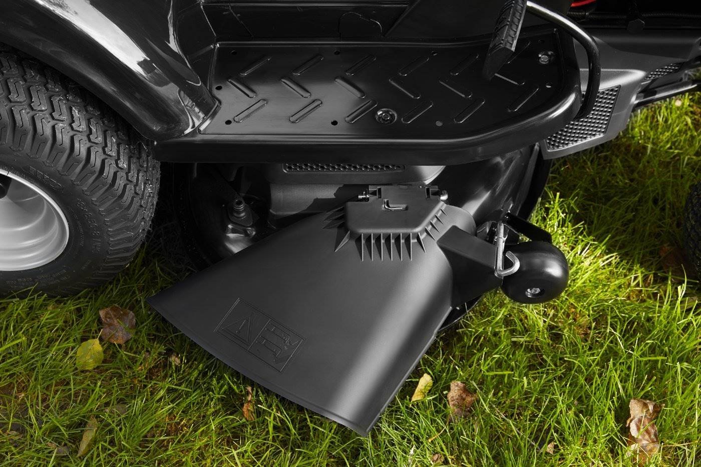 Alpina Rasentraktor AT3 98 A – Bild 7