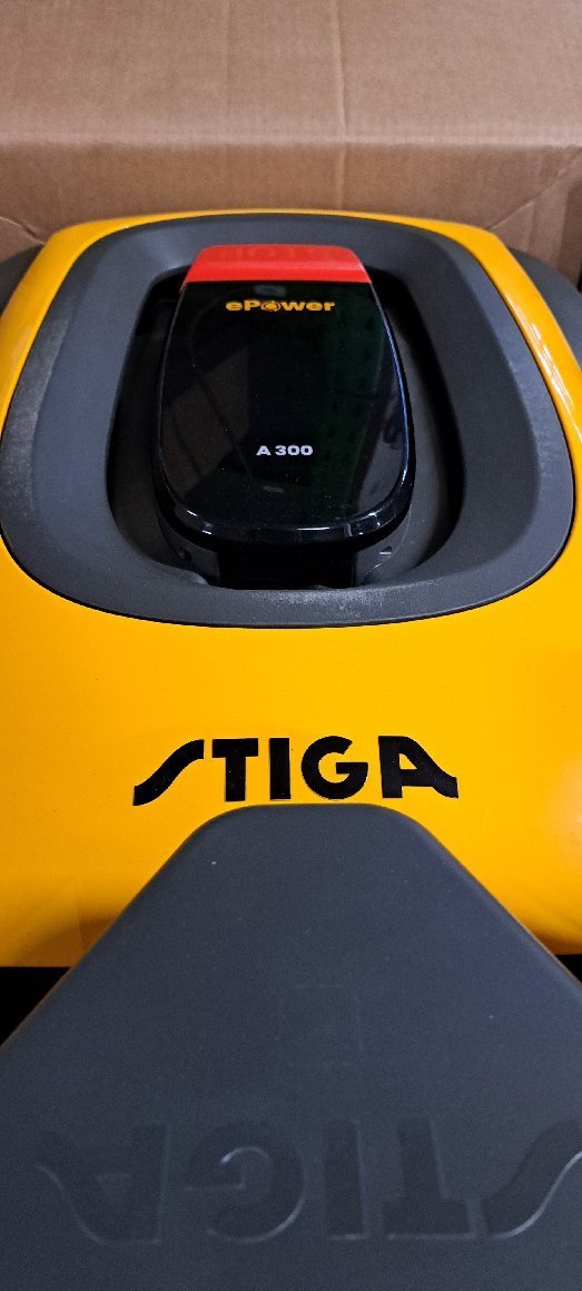 Stiga Autonomer Mähroboter A 300 - Vorführgerät - mit leichten Kratzern – Bild 2