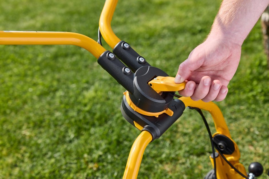 Stiga Benzin-Mulchrasenmäher mit Radantrieb Multiclip 750 S – Bild 6