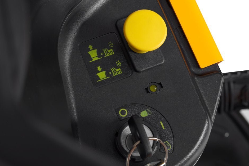 Stiga Rasentraktor Estate 384 M mit Mulchkit – Bild 9