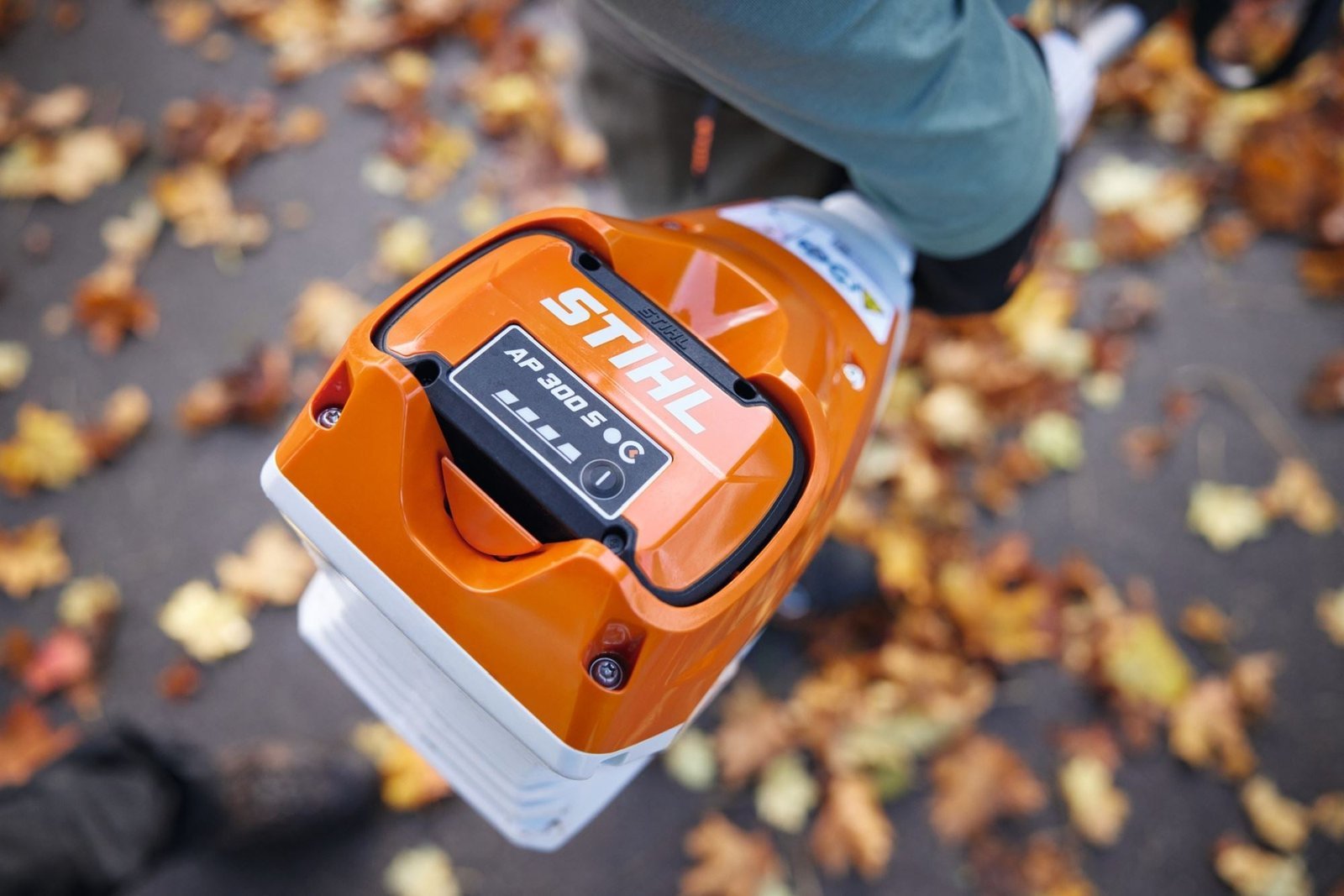 STIHL Akku-KombiMotor KMA 120 R Grundgerät – Bild 9