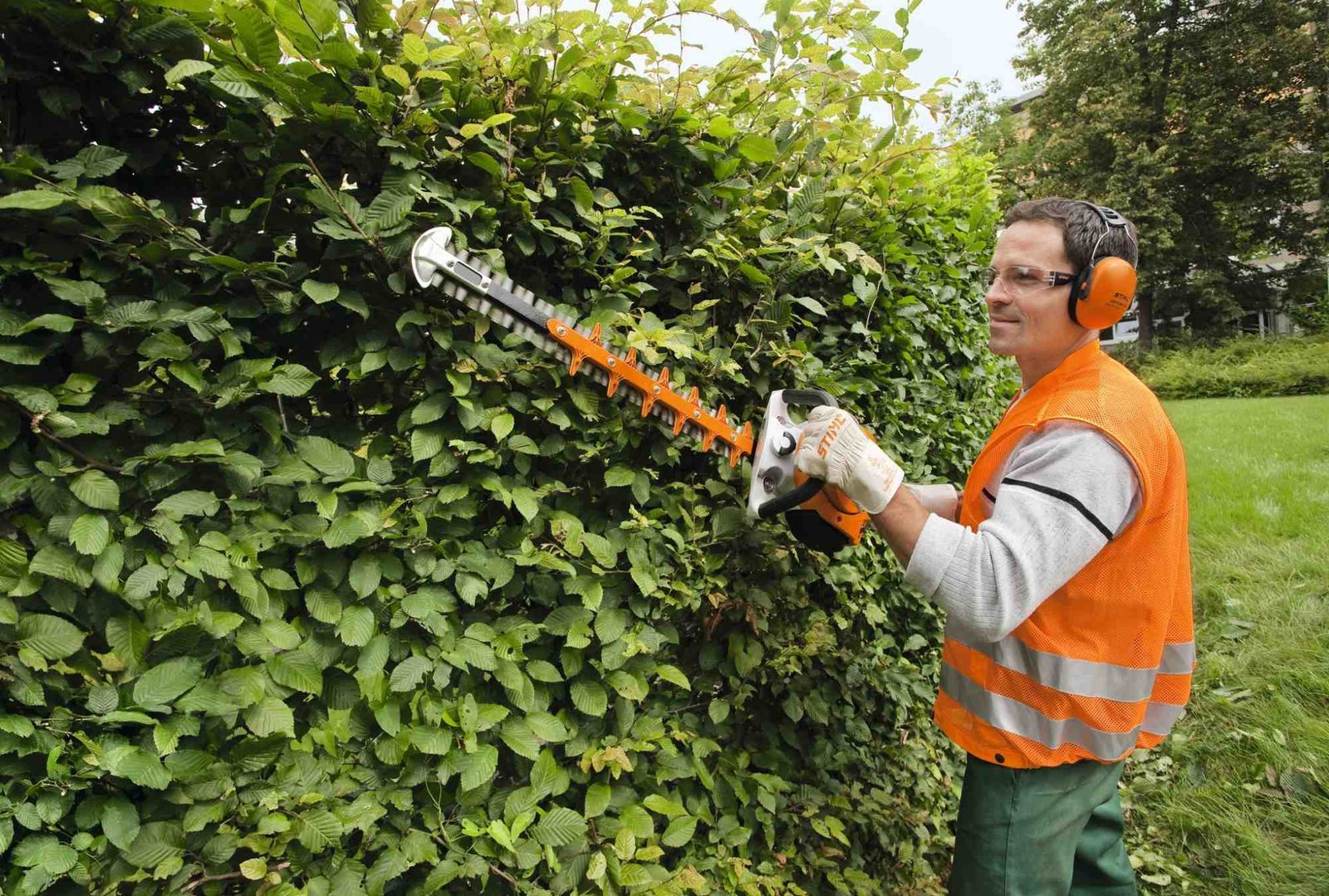 STIHL Benzin-Heckenschere HS 56 C-E, Schnittlänge 60 cm – Bild 4