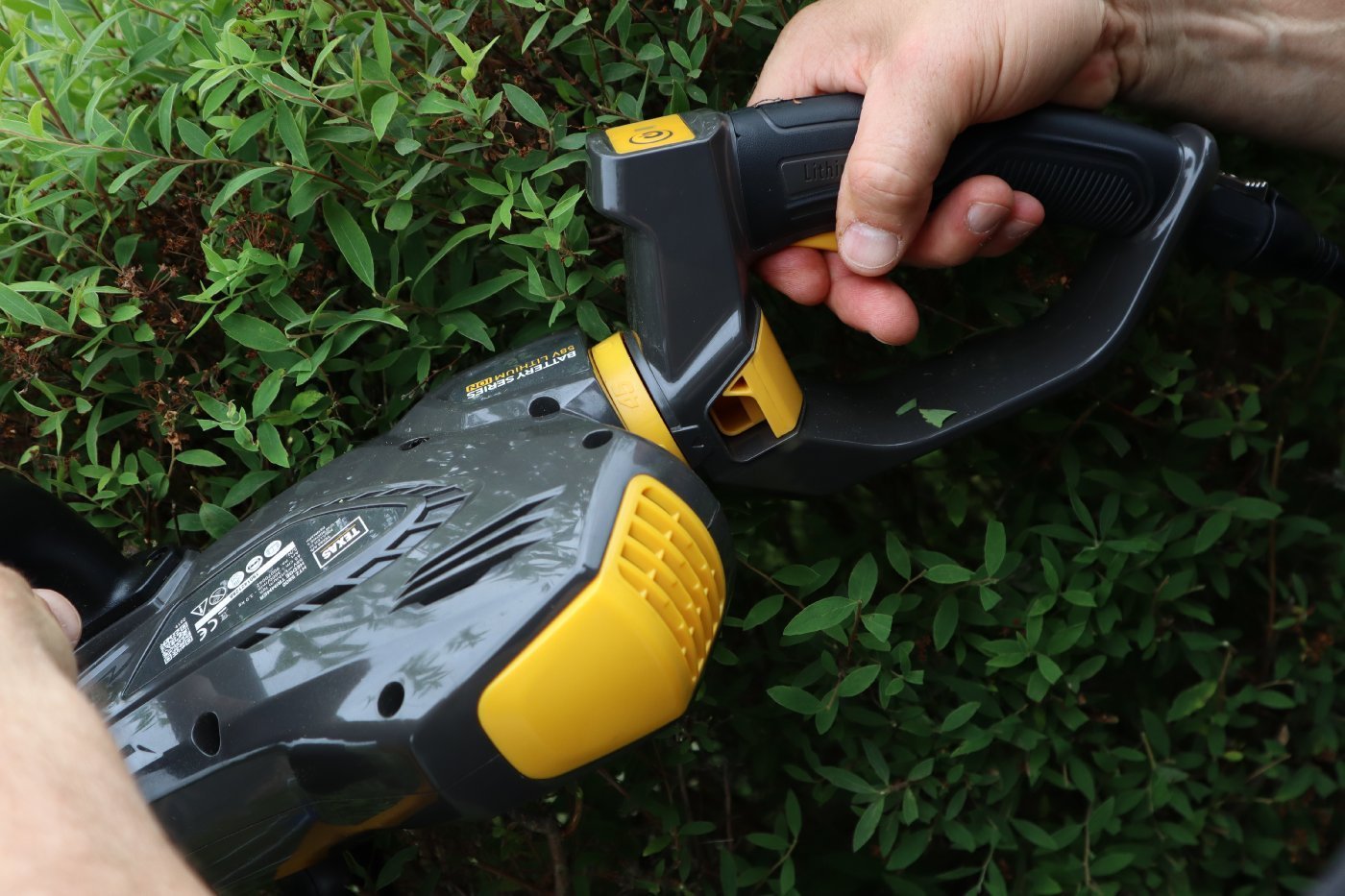 Texas Akku-Heckenschere HTZ 5800 inkl. Tragetasche für Akku – Bild 8